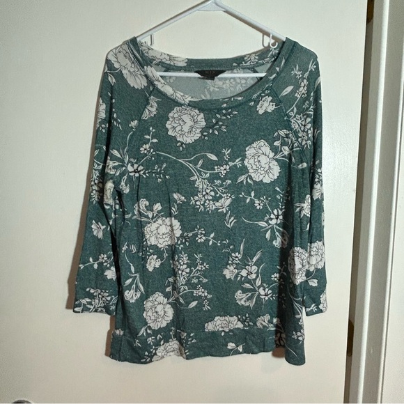 Mix by 41Hawthorn green floral top large‎ - Picture 1 of 3